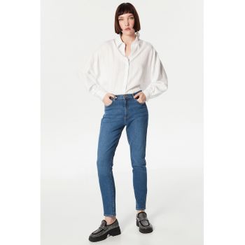 Blugi slim fit cu talie inalta