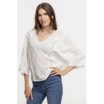 Bluza brodata cu maneca fluture din dantela de bumbac, alba