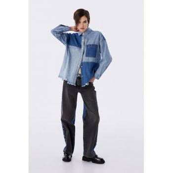 Camasa din denim cu aplicatii