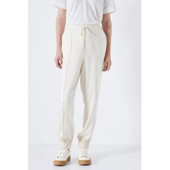 Pantaloni conici de trening cu snur