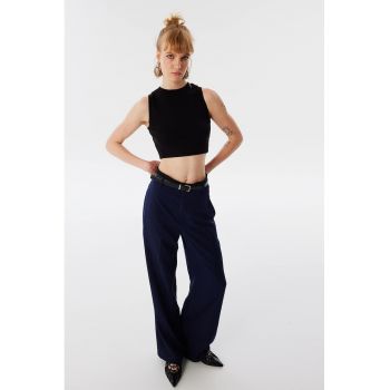 Pantaloni din lyocell cu o curea de piele ecologica