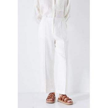 Pantaloni drepti de in cu pliuri