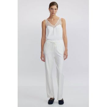 Pantaloni regular fit cu dungi