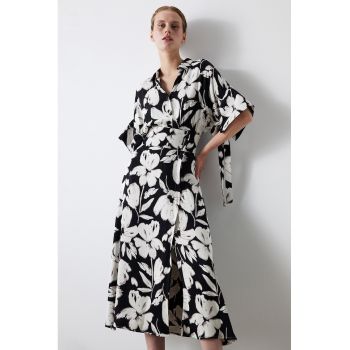 Rochie-chimono cu imprimeu floral ieftina