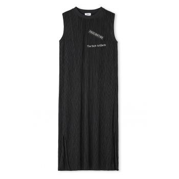 Rochie cu croiala dreapta si model text