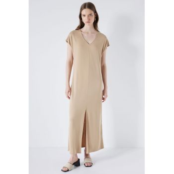Rochie din amestec de modal cu croiala dreapta si slit frontal