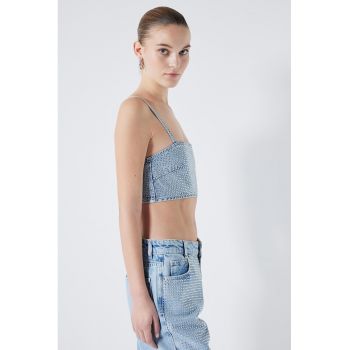Top crop de denim cu strasuri