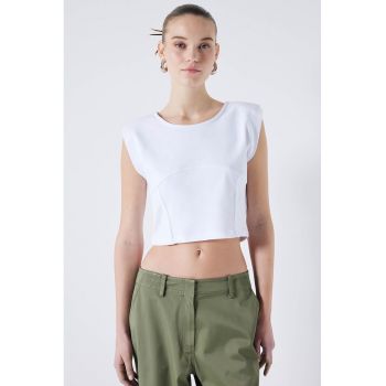 Tricou crop cu decolteu la baza gatului