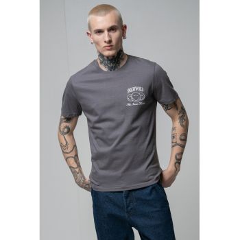 Tricou cu detaliu grafic