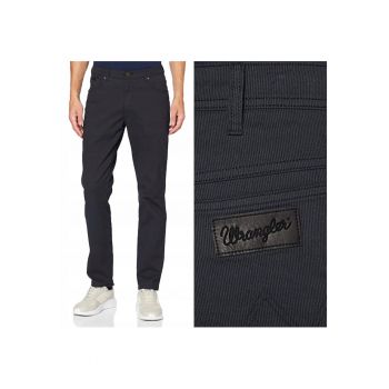 Pantaloni Din Material -  Texas Slim - Croi: Slim Fit - Tip De Pantaloni: Skinny - Compozitie Material: 98% Bumbac - 2% Elastan - Numar De Buzunare: 5 - Marime: 32/32 - Negru