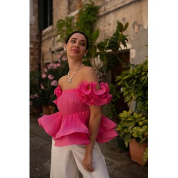 Top cu volane si decolteu pe umeri Belle - Roz -