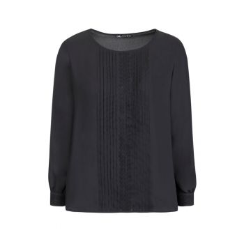 Bluza eleganta cu pliuri si dantela
