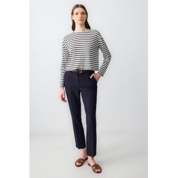 Pantaloni crop eleganti