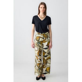 Pantaloni de in cu croiala ampla