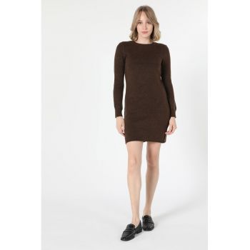 Rochie tip pulover cu decolteu la baza gatului
