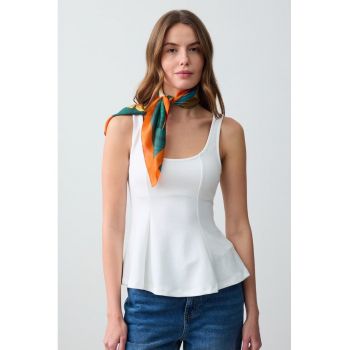 Top din amestec de modal cu terminatie cu peplum