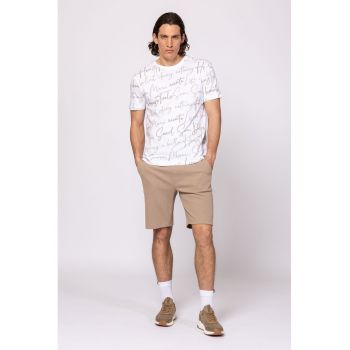 Tricou cu decolteu la baza gatului si imprimeu