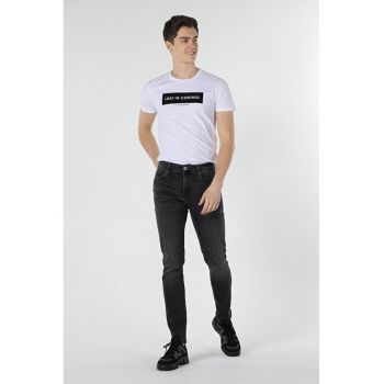 Tricou slim fit cu aplicatie text