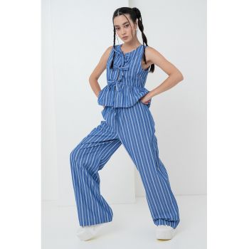 Bluza cu aplicatii funda cu model in dungi