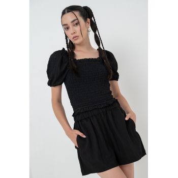 Bluza transparenta cu maneci crosetate