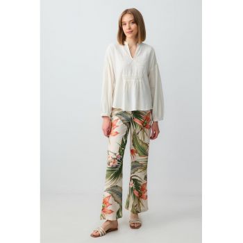 Pantaloni din amestec de in cu model tropical