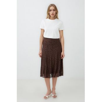 Rochie midi evazata din dantela