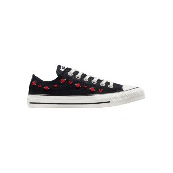 Tenisi  Chuck Taylor All Star de Ziua Indragostitilor