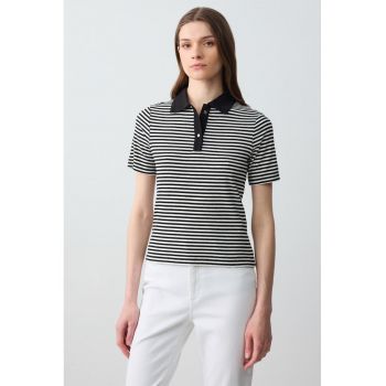 Tricou polo cu dungi