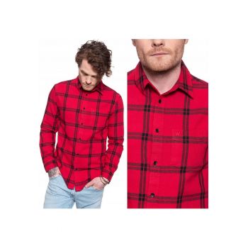 Camasa Barbati -  Camasa Cu Maneci Lungi 1 Buzunar - Croi: Regular Fit - Inchidere: Nasturi - Compozitie Material: 100% Bumbac - Numar Buzunare: 1 - Rosu