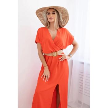 Rochie cu decolteu in V si o curea in talie -