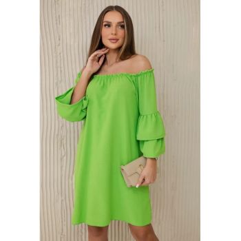 Rochie cu decolteu pe umeri -