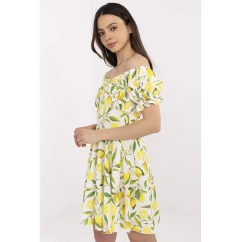 Rochie pe bie cu decolteu pe umeri si imprimeu cu citrice -