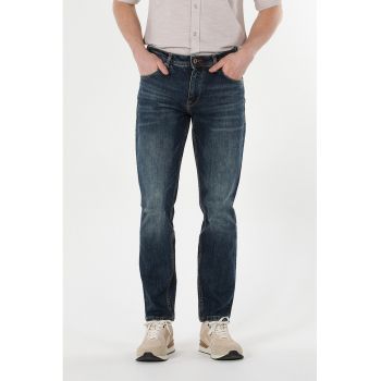 Blugi regular fit cu 5 buzunare