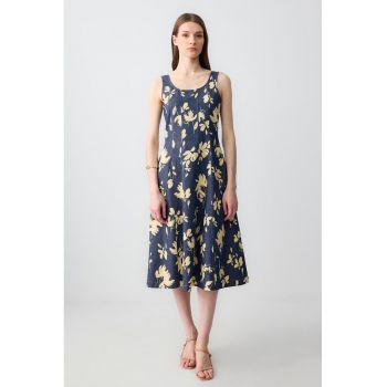 Rochie midi evazata fara maneci cu model floral