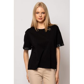 Tricou cu model uni si decolteu la baza gatului Morell