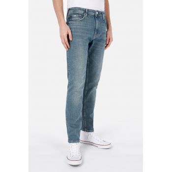 Blugi regular fit cu aspect decolorat Jack