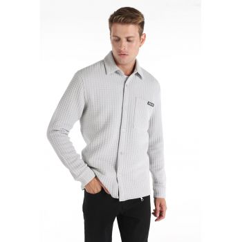 Jacheta-camasa cu aspect texturat