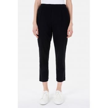 Pantaloni crop cu talie inalta