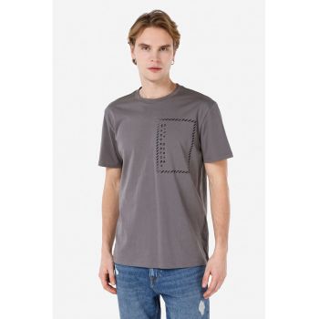 Tricou cu decolteu la baza gatului - din bumbac