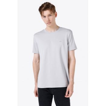 Tricou din bumbac cu decolteu la baza gatului