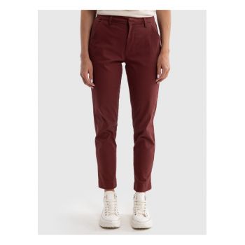 Pantaloni chino Danai - Visiniu