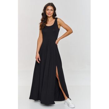 Rochie maxi evazata cu crapatura adanca