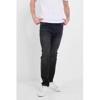 Blugi slim fit cu talie medie