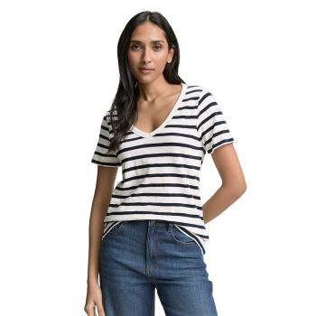 Tricou in dungi cu decolteu in V