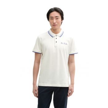 Tricou polo cu logo discret