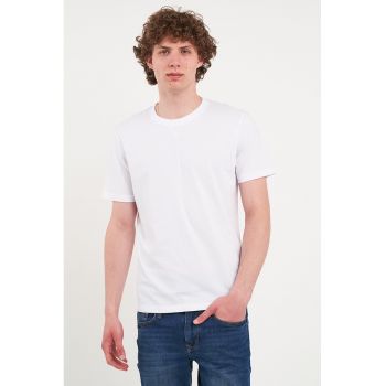 Tricou regular fit cu decolteu la baza gatului