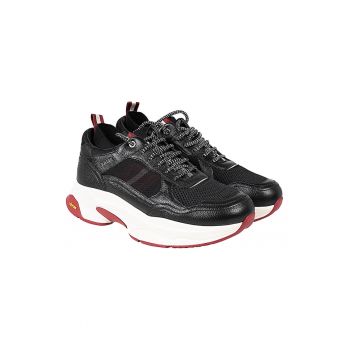 Pantofi sport cu aspect masiv -