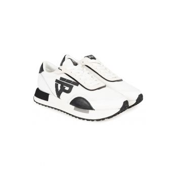 Pantofi sport cu garnituri contrastante din piele naturala