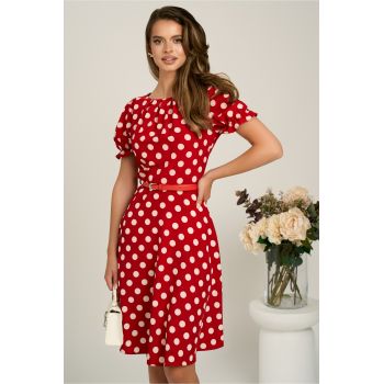 Rochie midi rosie din viscoza in clos cu buline mari si curea in talie