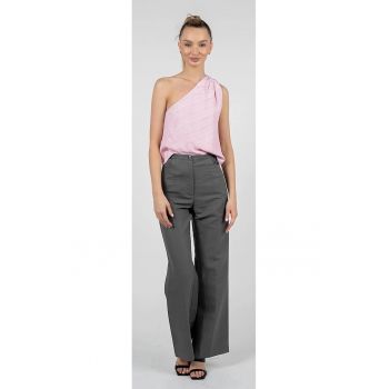 Top cu decolteu pe umar - 36